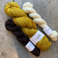 Boneyard Sweethearts Mittens by Tellybean Knits, Stephanie Lotven