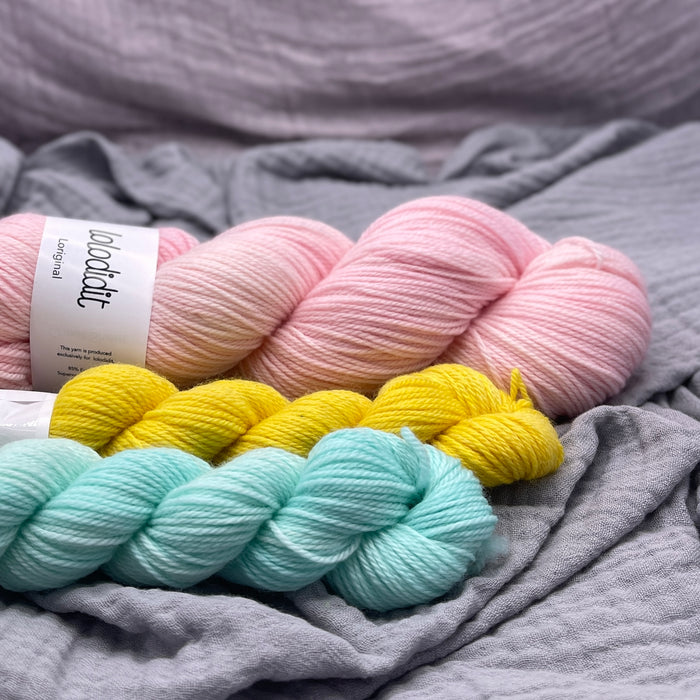 Tisane Socks by Lori Wagner KIT