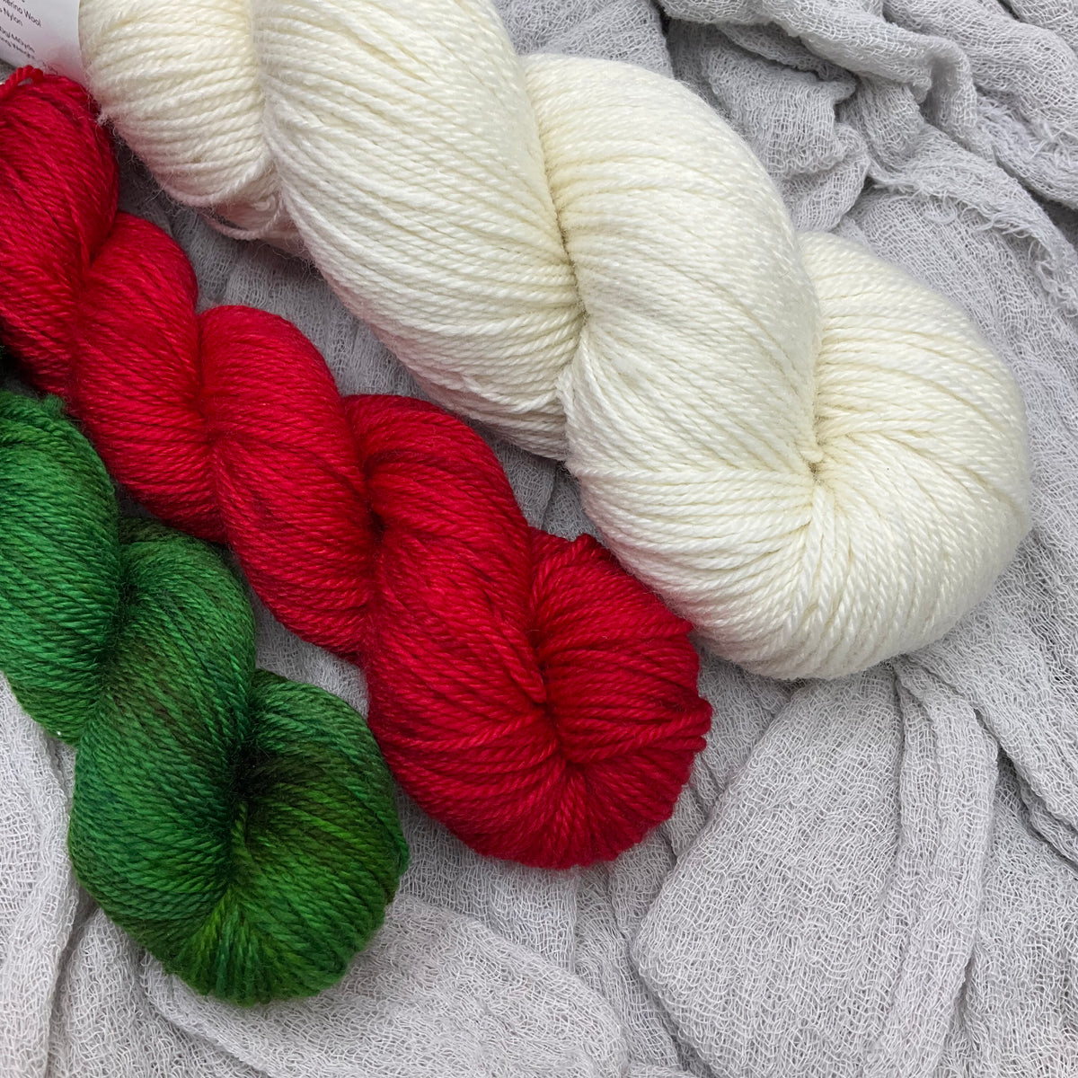 Stocking Stuffer Cowl by Tellybean Knits, Stephanie Lotven KIT