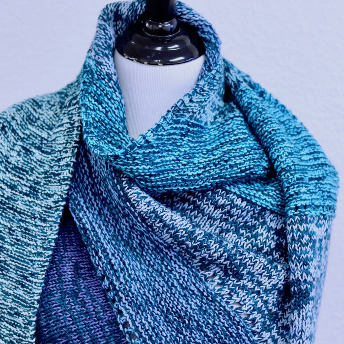 Polar Bear Shawl (kit) by Lolodidit