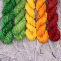 Brighten Up MKAL Cowl by Paper Daisy Creations (Lisa Ross) KIT