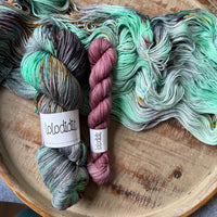 Absinthe Minded + Aviendha - Sock Set
