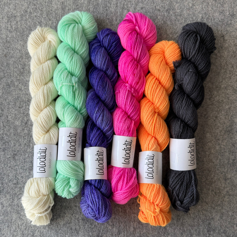 Halloween Party MKAL Cowl by Tellybean Knits, Stephanie Lotven KIT