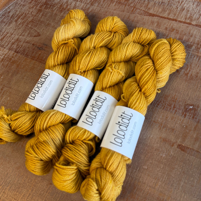 Hufflepuff - Lil Lolo Loriginal - Tonal