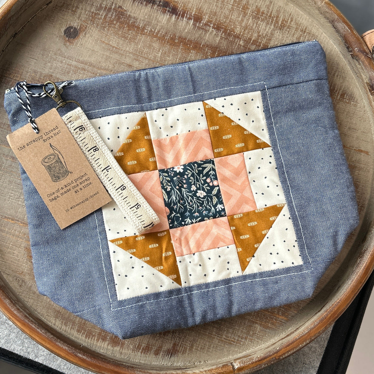 Zip Sack Project Bag - No. 4 - the Scrappy Thread by Erika Hall