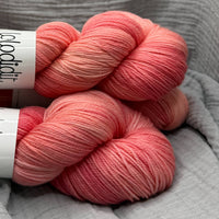 Strawberry Wine - Tonal