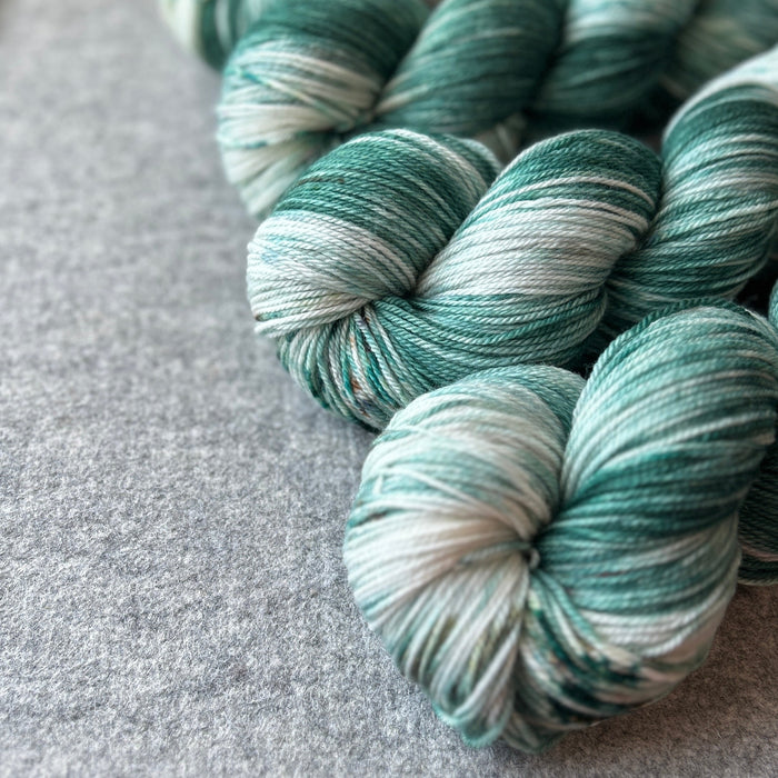 Velvet Herbarium - Dark Academia Collection