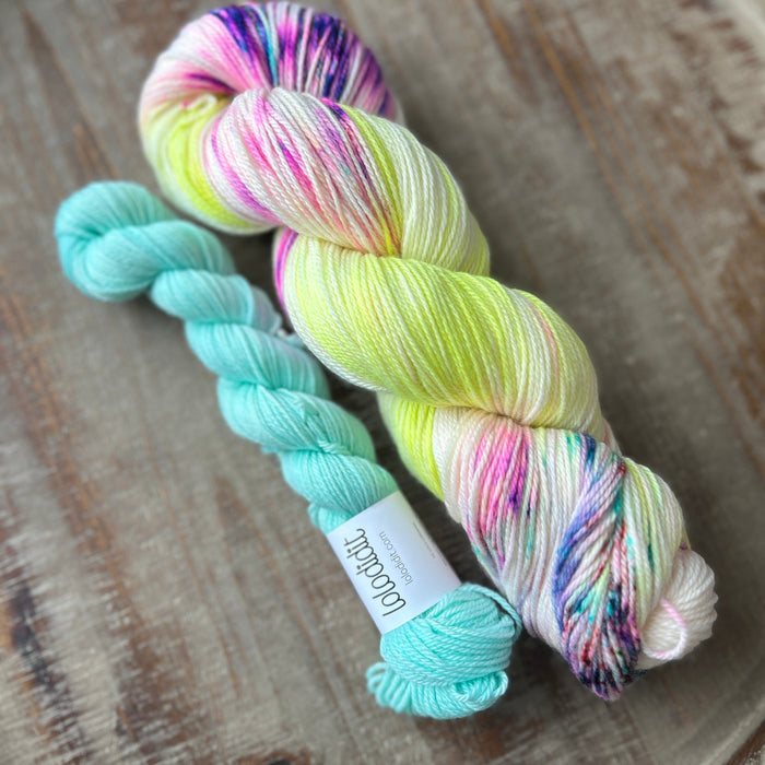 xoxo + Sh Boom Sock Set