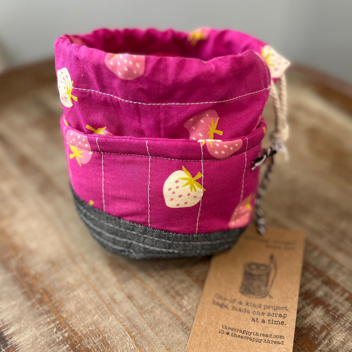 Ball Sack Project Bag - No. 1 - the Scrappy Thread by Erika Hall