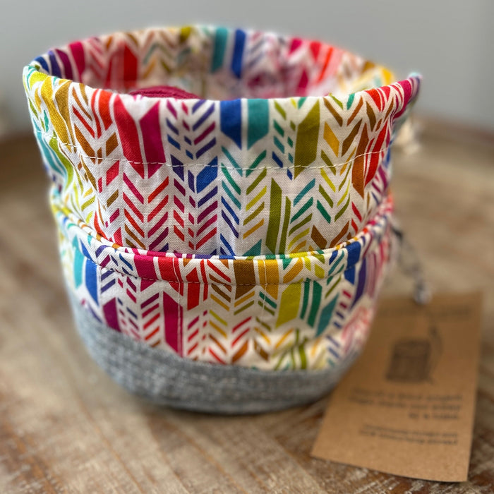 Ball Sack Project Bag - No. 6 - the Scrappy Thread by Erika Hall