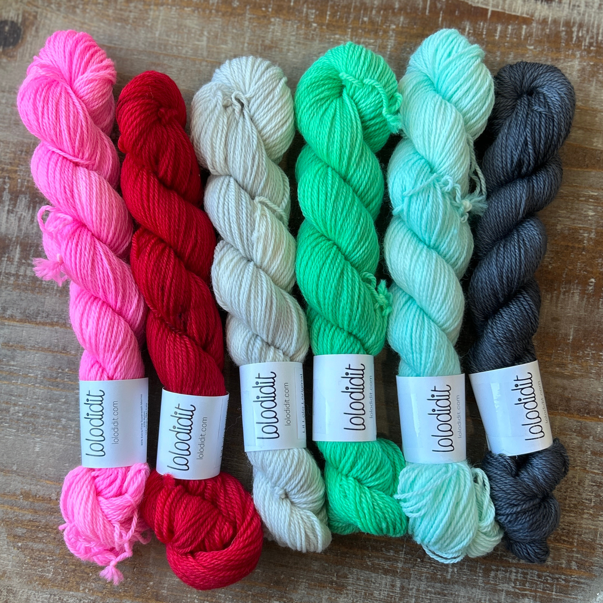 Gingerbread MKAL Cowl by Tellybean Knits, Stephanie Lotven KIT