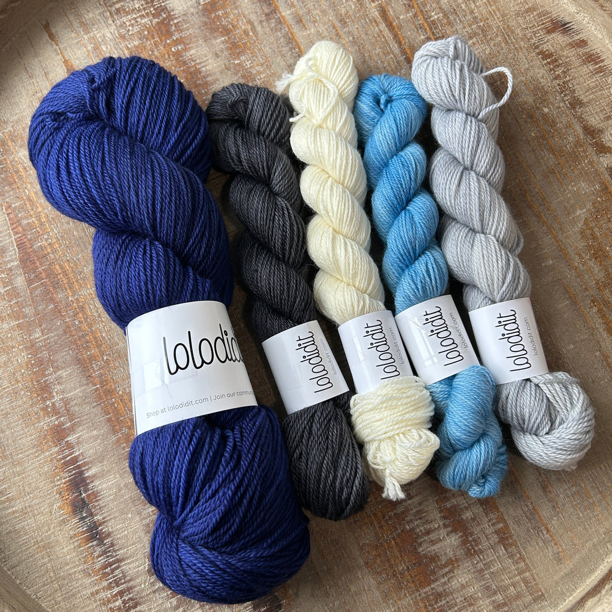 Step Into Christmas SOCKS by Paper Daisy Creations, Lisa Ross KIT