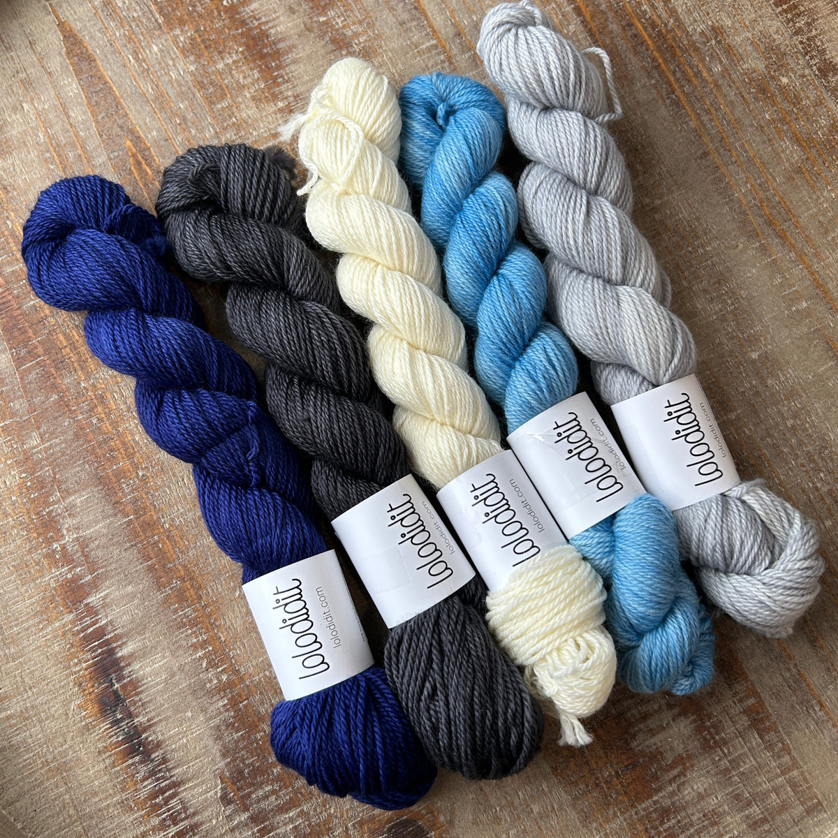 Step Into Christmas HAT by Paper Daisy Creations, Lisa Ross KIT