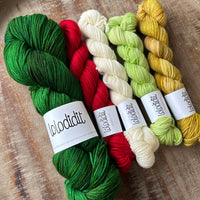 Step Into Christmas SOCKS by Paper Daisy Creations, Lisa Ross KIT