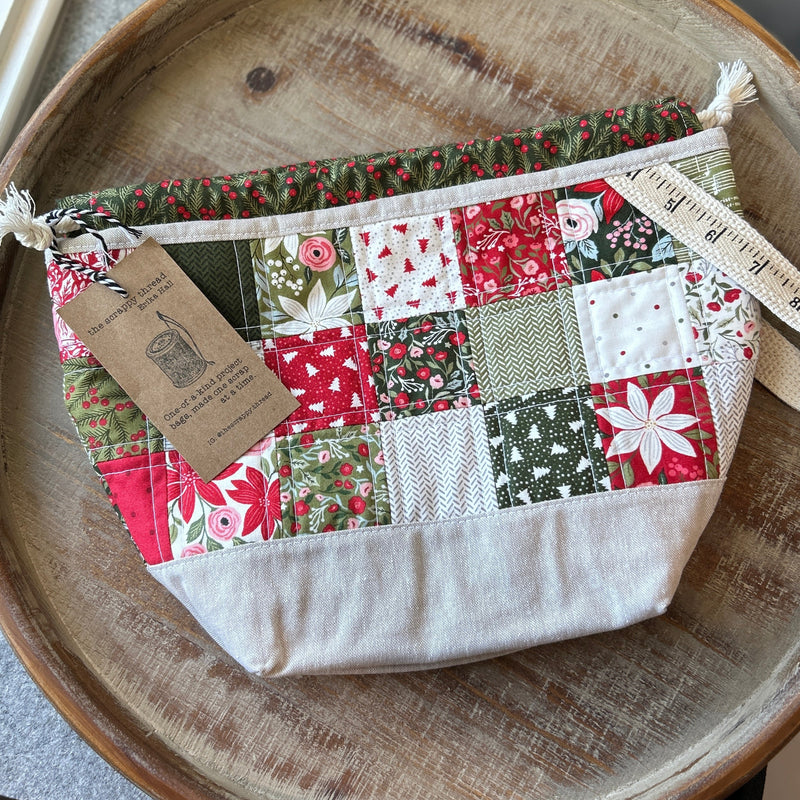Draw Sack Project Bag - No. 6 - the Scrappy Thread by Erika Hall