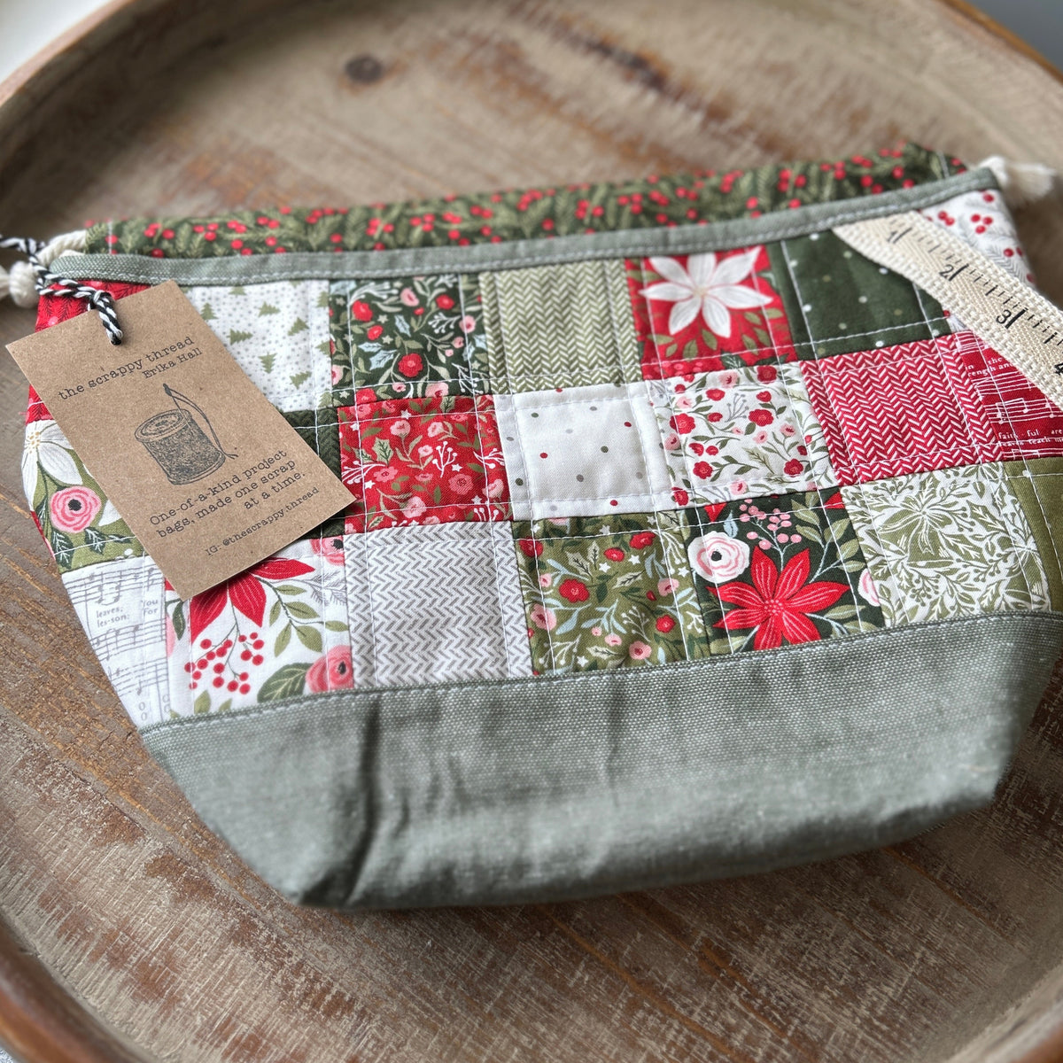 Draw Sack Project Bag - No. 4 - the Scrappy Thread by Erika Hall