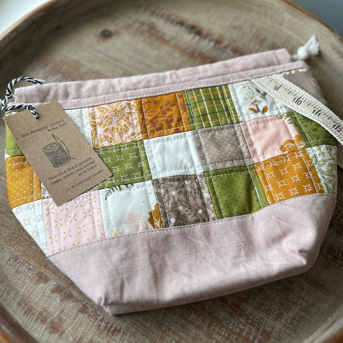 Draw Sack Project Bag - No. 3 - the Scrappy Thread by Erika Hall