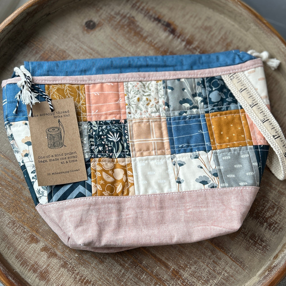 Draw Sack Project Bag - No. 12 - the Scrappy Thread by Erika Hall