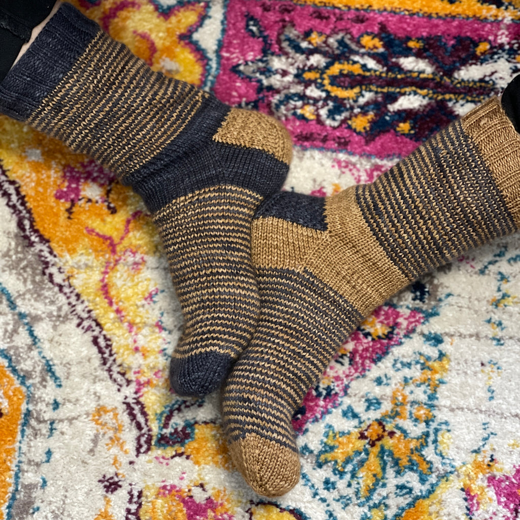 Tisane Socks by Lori Wagner KIT – lolodidit